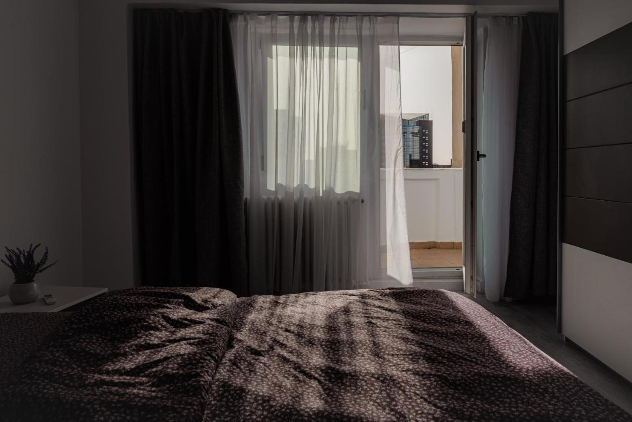 Apartament 2 Camere, Decomandat, In Zona Centrala Бухарест Экстерьер фото