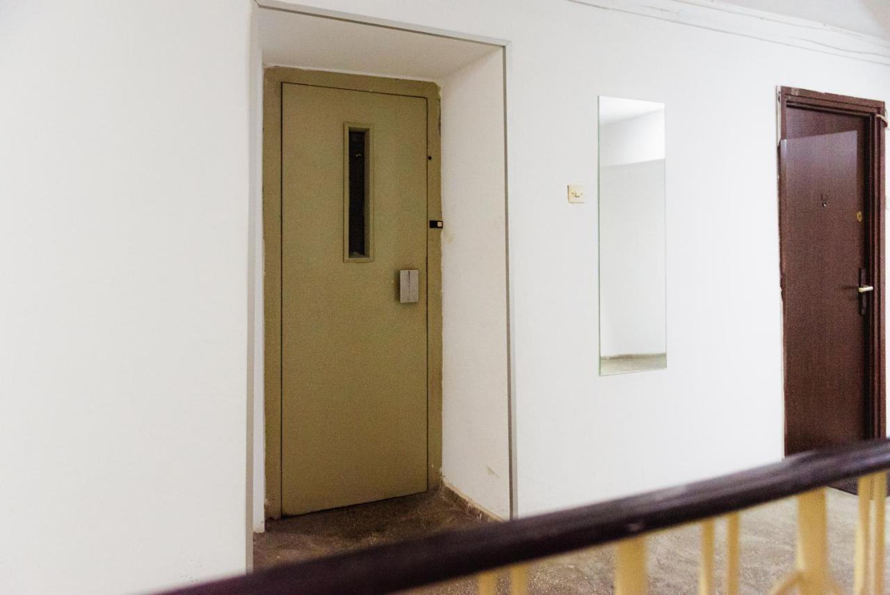 Apartament 2 Camere, Decomandat, In Zona Centrala Бухарест Экстерьер фото