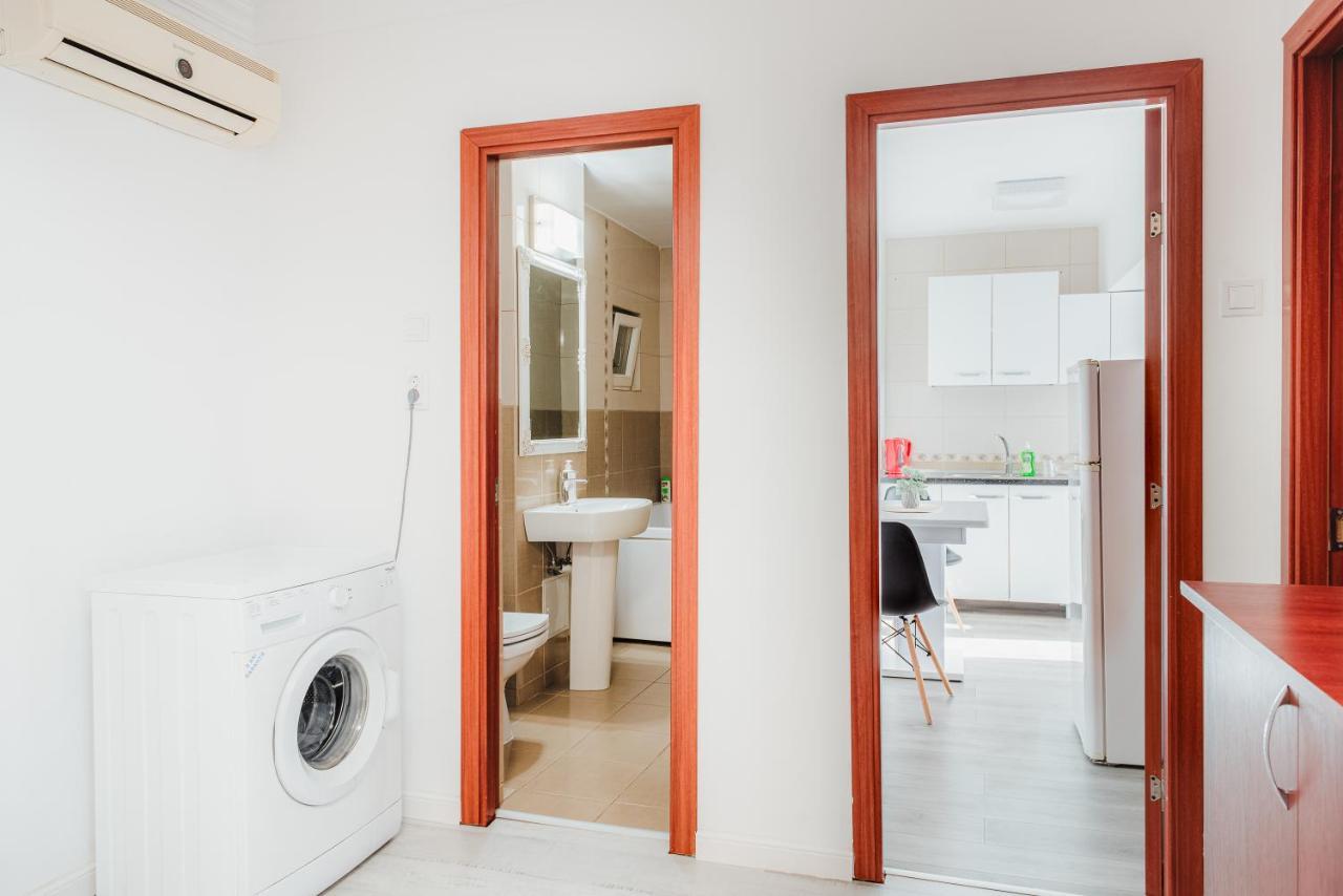 Apartament 2 Camere, Decomandat, In Zona Centrala Бухарест Экстерьер фото
