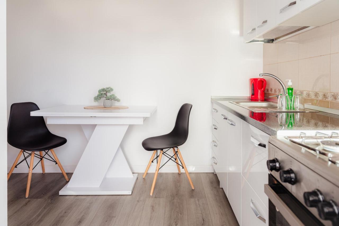 Apartament 2 Camere, Decomandat, In Zona Centrala Бухарест Экстерьер фото